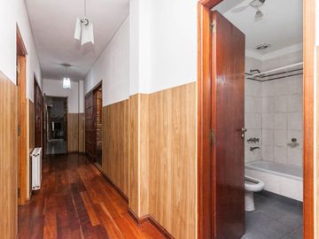 VENTA Avellaneda Vivienda 6 Amb c/ Local 582m2