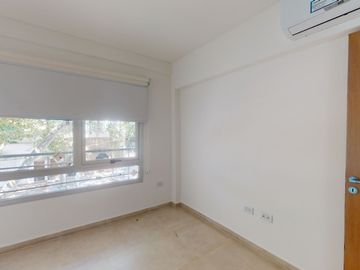 VENTA DEPTO 2 AMBIENTES BERNAL QUILMES COCHERA BAU