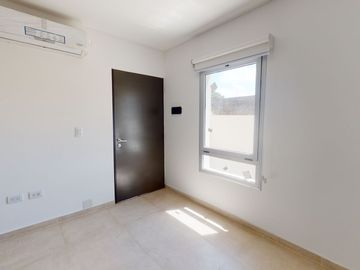 VENTA DEPTO 2 AMBIENTES BERNAL QUILMES COCHERA BAU