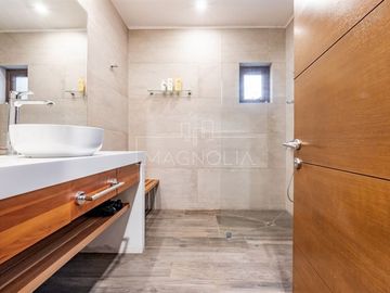 Casa en Venta en Fundo San Jorge - Colegio Pucalán