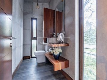 Casa en Venta en Fundo San Jorge - Colegio Pucalán