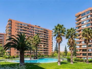 Departamento en Venta en Escrivá Balaguer - Espléndido y Espacioso con Vista Nororiente