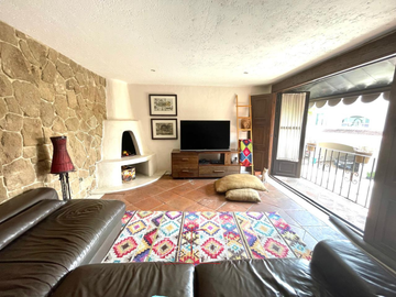 Preciosa casa en venta en Fracc. Arboledas Saint Germain