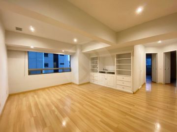 Departamento en venta en Bosques de las Lomas