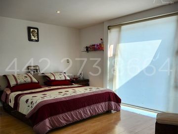 VENTA CASA AUTOR MILENIO