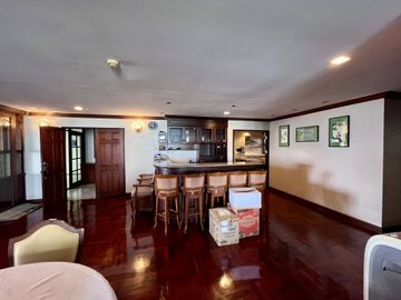 3 Bedroom 3 Bathroom Condo for sale