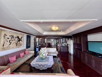 3 Bedroom 3 Bathroom Condo for sale