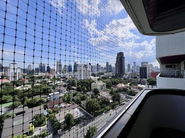 3 Bedroom 3 Bathroom Condo for sale