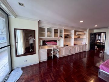 3 Bedroom 3 Bathroom Condo for sale