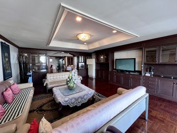 3 Bedroom 3 Bathroom Condo for sale