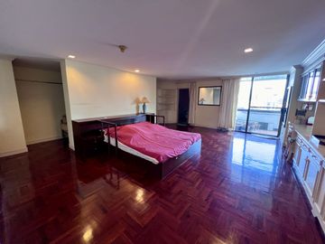 3 Bedroom 3 Bathroom Condo for sale