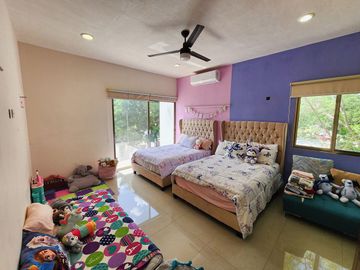 Casa en venta en Colonia Maya - HI2406286