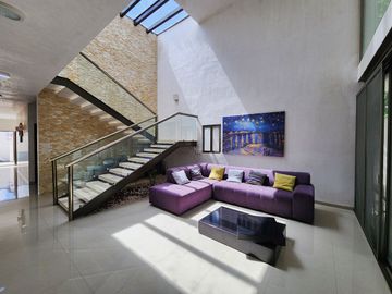 Casa en venta en Colonia Maya - HI2406286