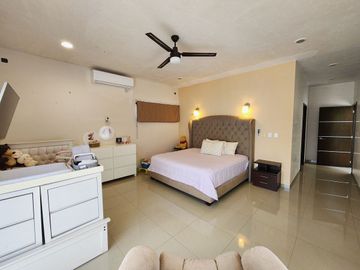 Casa en venta en Colonia Maya - HI2406286