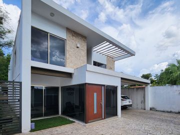 Casa en venta en Colonia Maya - HI2406286