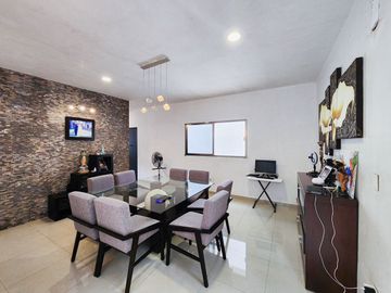 Casa en venta en Colonia Maya - HI2406286