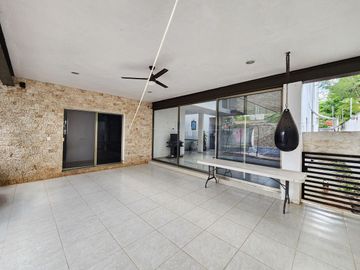 Casa en venta en Colonia Maya - HI2406286