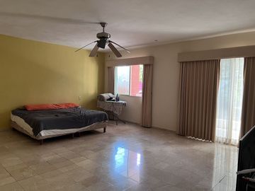 Casa en Venta en Mérida, Privada Villa Palma Real, Chuburna