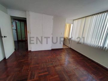 VENTA DE DEPARTAMENTO CERCA AL MALECÓN CISNEROS - MIRAFLORES