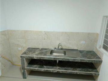 Luxa inmobiliaria vende casa dos pisos barrio tomas Cipriano de mosqra