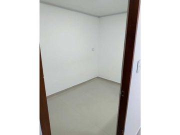 Luxa inmobiliaria vende casa dos pisos barrio tomas Cipriano de mosqra