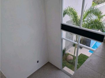 CASA SOLA EN VENTA EN YAUTEPEC