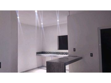 CASA SOLA EN VENTA EN YAUTEPEC