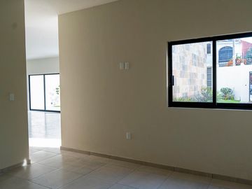 CASA EN RESIDENCIAL BURGOS