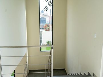 CASA EN RESIDENCIAL BURGOS