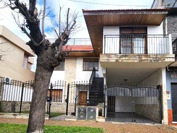 Departamento Tipo Casa en venta en Wilde