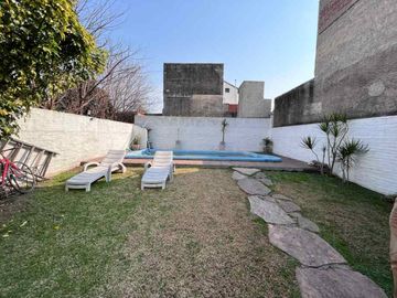 Casa en venta en Remedios de Escalada Este