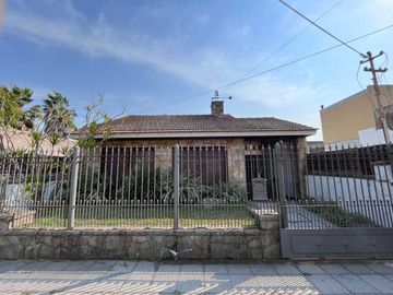 Casa en venta en Remedios de Escalada Este