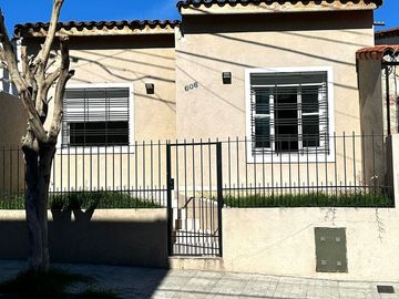 VENTA BERNAL OESTE CASA 3 AMBIENTES