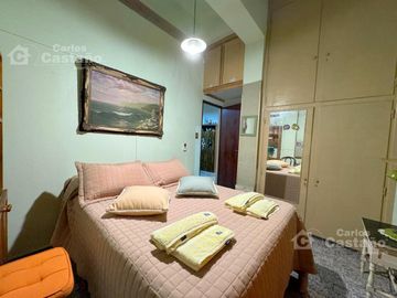 PH Tipo Casa Ideal 2 Familias o Renta en PB y PA a 3/C de Av. Maipu.