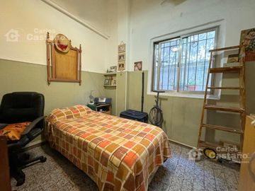 PH Tipo Casa Ideal 2 Familias o Renta en PB y PA a 3/C de Av. Maipu.