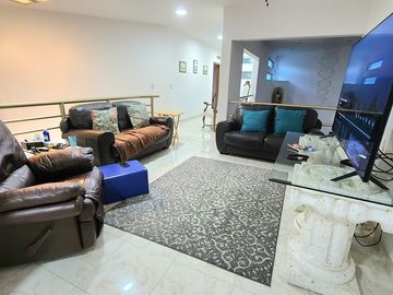 Casa en venta en frac. Valle Real, zona norte de Aguascaliente