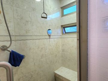 Casa en venta en frac. Valle Real, zona norte de Aguascaliente
