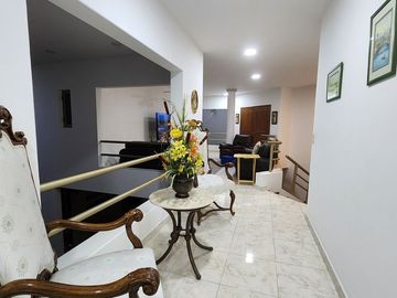 Casa en venta en frac. Valle Real, zona norte de Aguascaliente