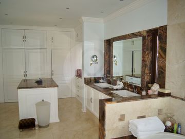 Casa en venta en Club de Golf los Encinos