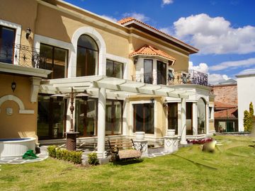 Casa en venta en Club de Golf los Encinos