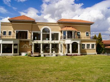 Casa en venta en Club de Golf los Encinos