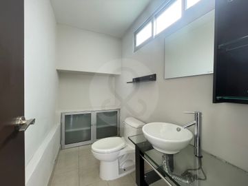 Casa en condominio en venta en Santa Úrsula Xitla
