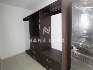 Pedregal del Junco: Bella casa en clúster con finos acabados y diseño exclusivo.