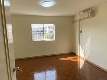 Charming Townhouse in San Klang, Chiang Mai