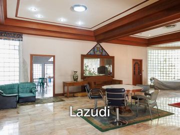 Spacious 4 bedroom House with Garden for sale