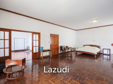 Spacious 4 bedroom House with Garden for sale
