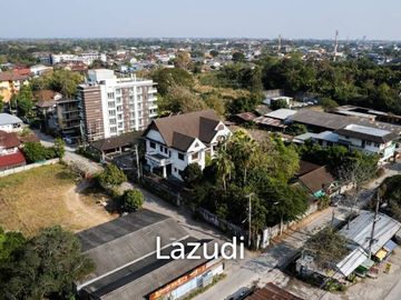 Spacious 4 bedroom House with Garden for sale