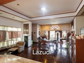 Spacious 4 bedroom House with Garden for sale