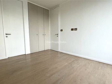 Departamento en Venta en Metro U Catolica | Departamento Venta 1D1B y Bod | Santiago Centro | One Propiedades
