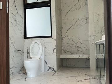 4 Bedroom Condo for sale at The Primary V
